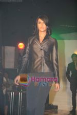 at ladies wear launch by Riyaz Ganji Show in Vie Lounge on 6th Oct 2010 (36).JPG